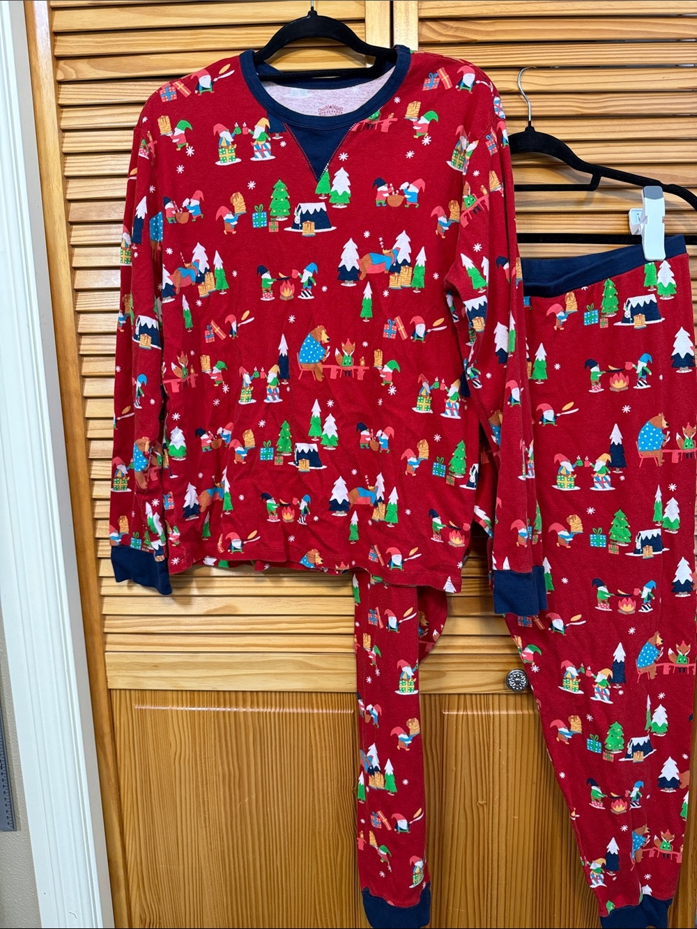 Wondershop Red Holiday Gnome Pajama Set with Navy Trim